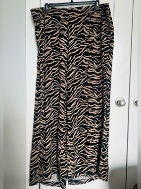 torrid Black and Tan Zebra-Print pants